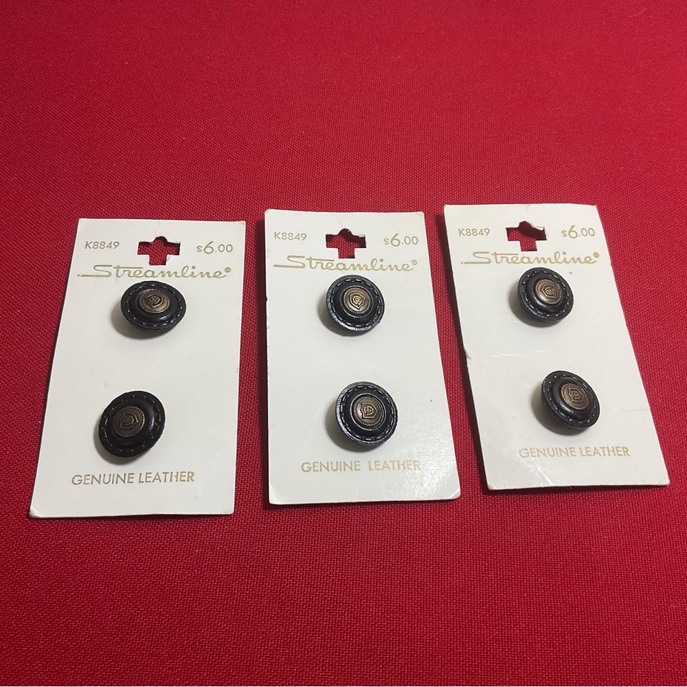(6) VINTAGE STREAMLINE 5/8” BRONZE CREST COAT OF ARMS LEATHER BUTTONS K8849